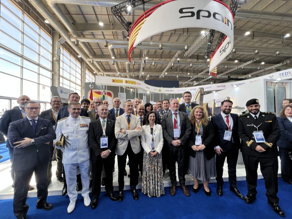 Amper participa en el World Defense Show de Riad mostrando sus soluciones avanzadas en Defensa y Seguridad, reforzando su proyección internacional con respaldo institucional español.